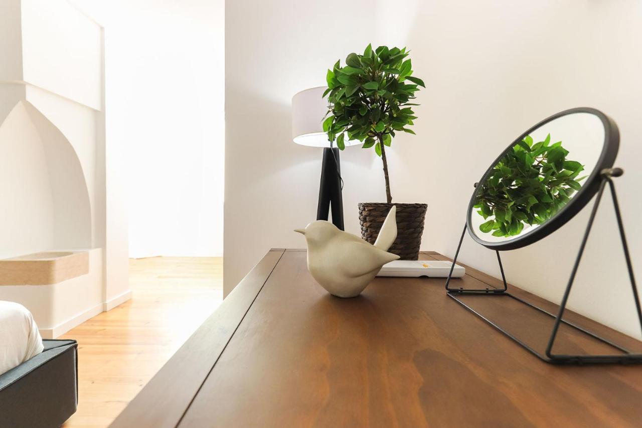 Appartamento Lapa Elegant By Homing Lisbona Esterno foto